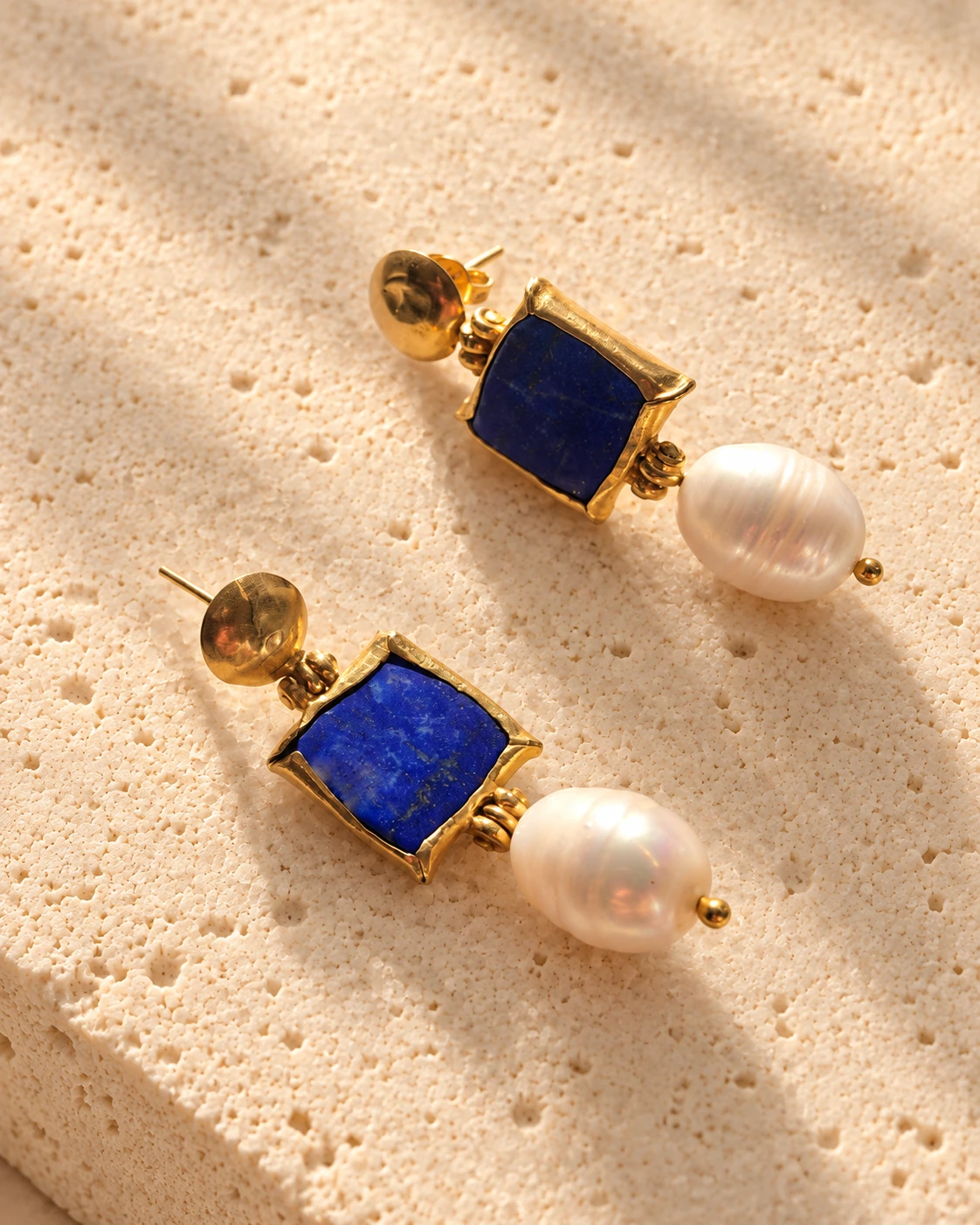 Hellen Lapis Earring